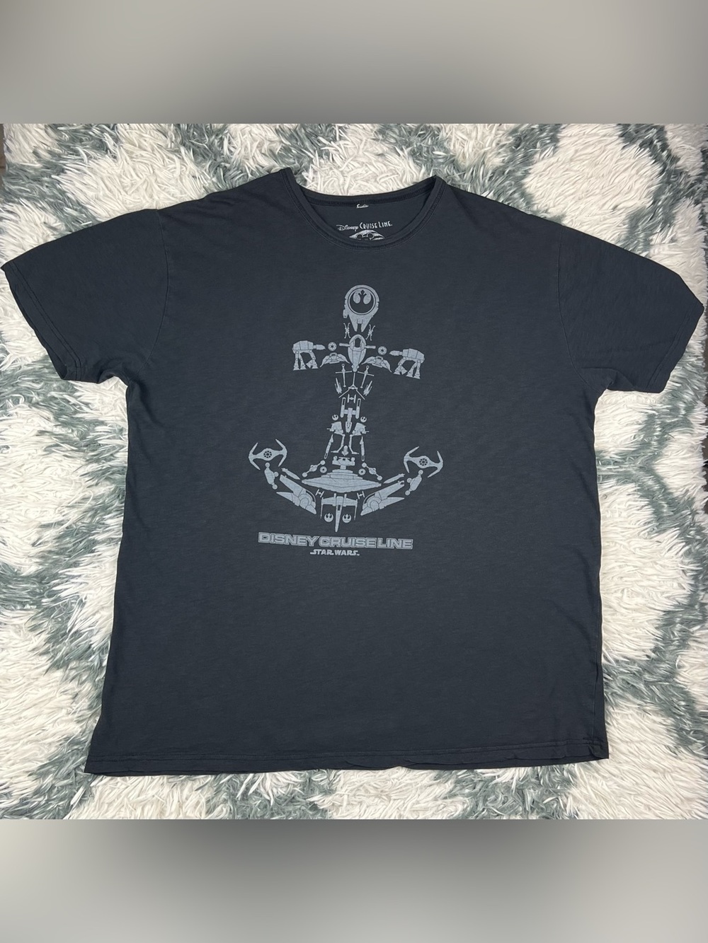 Disney Cruise Line Men’s Black Star Wars T-shirt Size XL